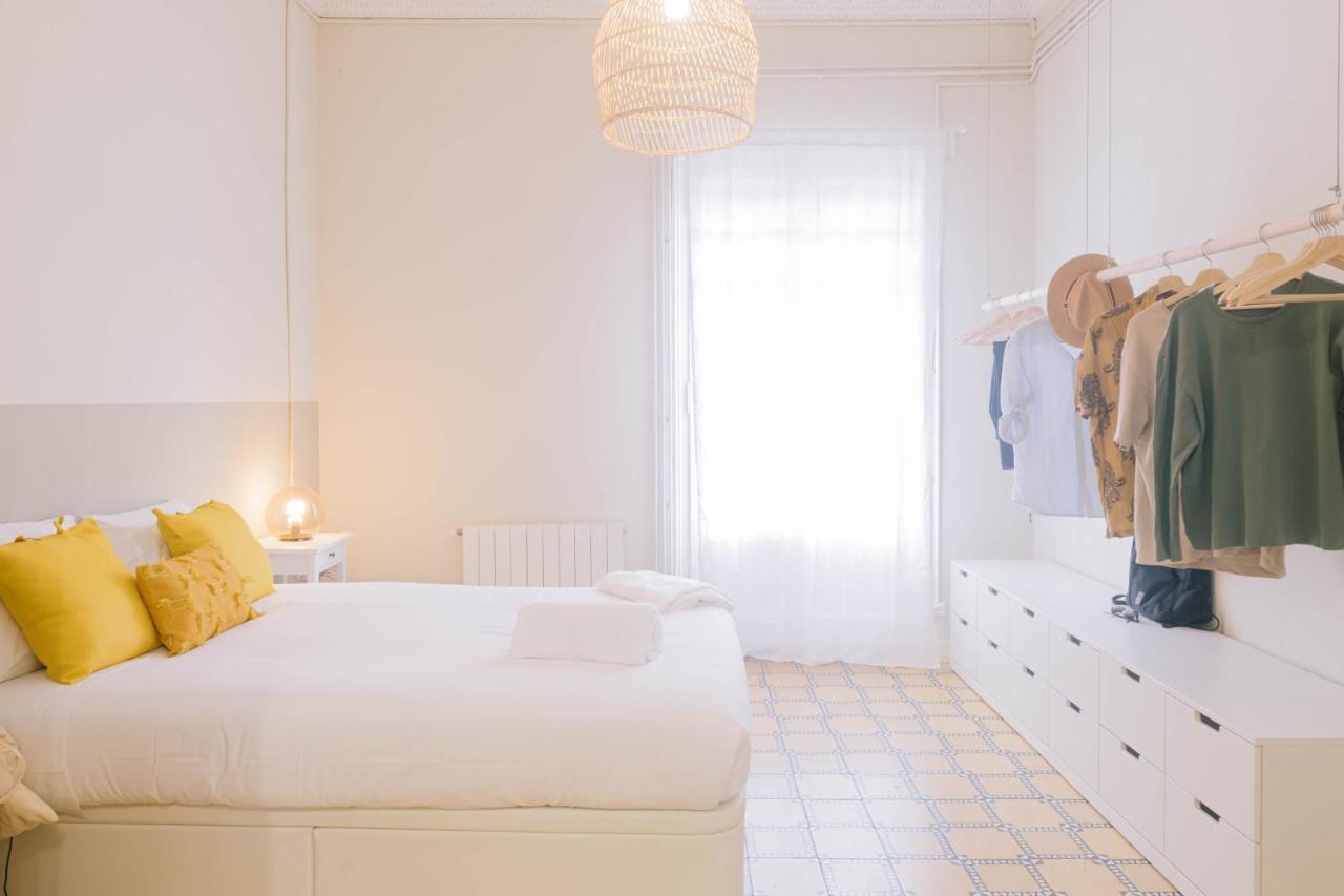 Aticco Living Gracia - Apartments Rooftop บาร์เซโลนา ภายนอก รูปภาพ
