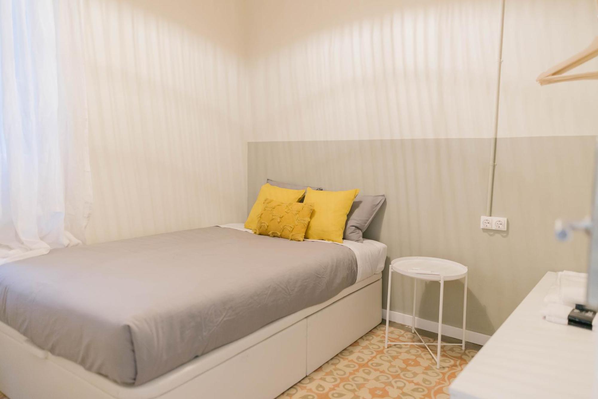 Aticco Living Gracia - Apartments Rooftop บาร์เซโลนา ภายนอก รูปภาพ
